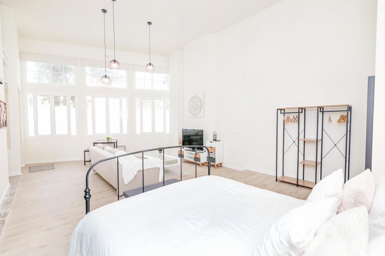 マラガBhost - Loft El Angelアパートメント エクステリア 写真