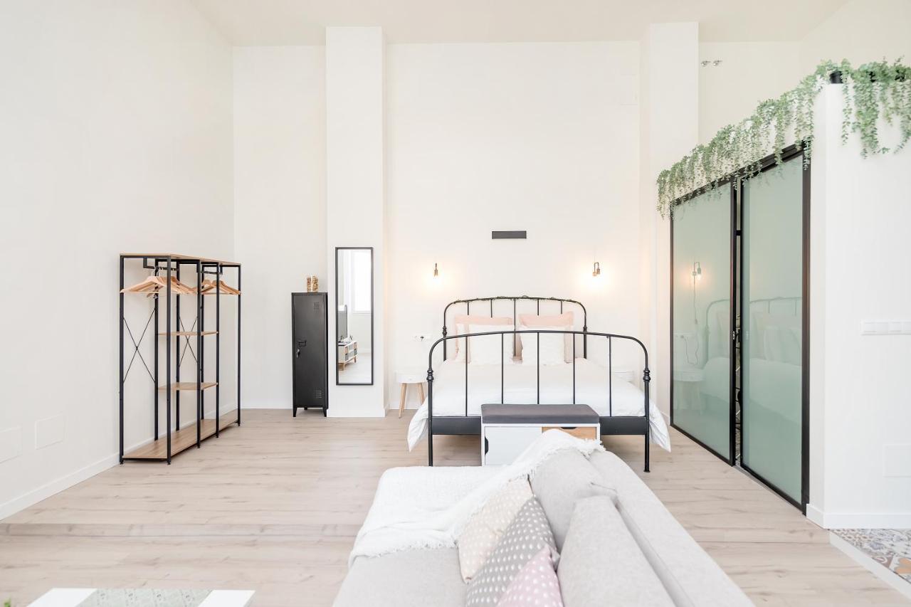 マラガBhost - Loft El Angelアパートメント エクステリア 写真